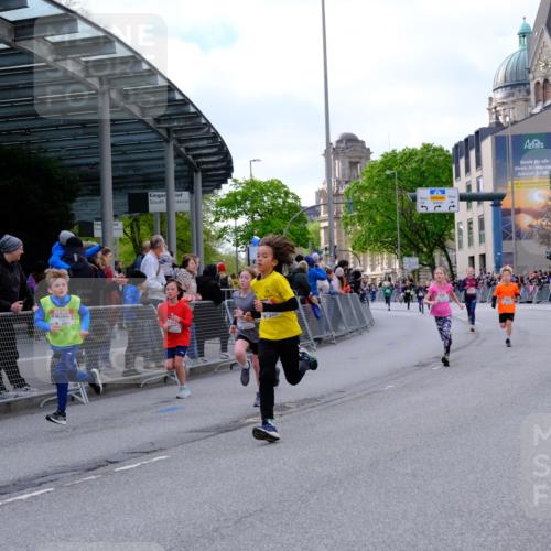 25.04.2026 - Das Zehntel Tim E. http://msf.ph/oto/9567516 25.04.2026 08:49:39 Ziel 1287, 1294, 1296, 1465, 1470, 1791, 1792, 1795, 2062, 2168, 2175, 2647, 2676, 2782, 3185, 3204, 3597, 4013, 4039, 4055 meine-sportfotos.de