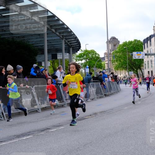 25.04.2026 - Das Zehntel Tim E. http://msf.ph/oto/9567519 25.04.2026 08:49:39 Ziel 1287, 1294, 1296, 1465, 1470, 1791, 1792, 1795, 2062, 2168, 2175, 2647, 2676, 2782, 3185, 3204, 3597, 4013, 4039, 4055 meine-sportfotos.de