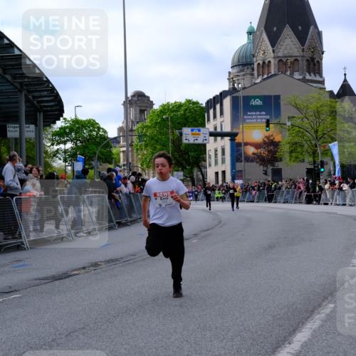 25.04.2026 - Das Zehntel Tim E. http://msf.ph/oto/9567540 25.04.2026 08:49:44 Ziel 1791, 1792, 2647, 2676, 3204, 3569, 3597, 4013, 4039, 4059 meine-sportfotos.de