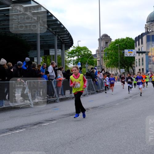 25.04.2026 - Das Zehntel Tim E. http://msf.ph/oto/9567556 25.04.2026 08:49:54 Ziel 1295, 1581, 3216, 3370, 3415, 3621, 3835, 3838 meine-sportfotos.de
