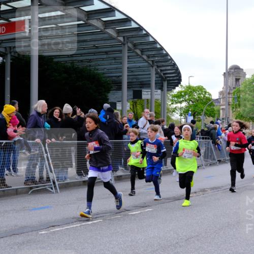 25.04.2026 - Das Zehntel Tim E. http://msf.ph/oto/9567578 25.04.2026 08:50:01 Ziel 1570, 1577, 1882, 1884, 1889, 2275, 2302, 2994, 3216, 3359, 3370, 3411, 3415, 3564, 3600, 3606, 3607, 3824, 3829, 3838 meine-sportfotos.de