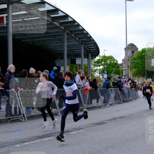 25.04.2026 - Das Zehntel Tim E. http://msf.ph/oto/9567593 25.04.2026 08:50:05 Ziel 1570, 1577, 1882, 1884, 1889, 2275, 2302, 2812, 2994, 3359, 3411, 3415, 3564, 3600, 3606, 3607, 3701, 3824, 3829, 3838 meine-sportfotos.de