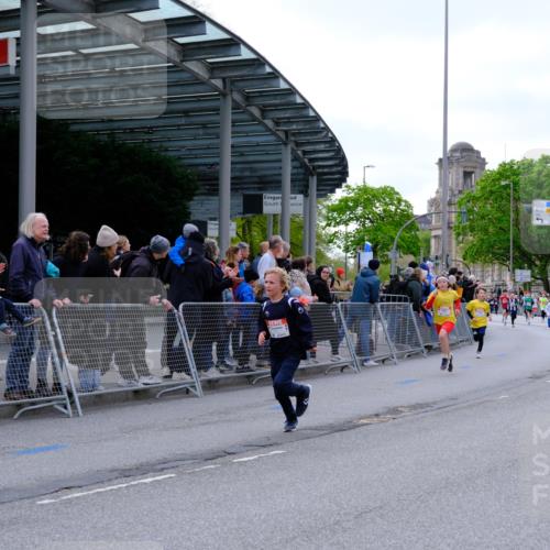 25.04.2026 - Das Zehntel Tim E. http://msf.ph/oto/9567599 25.04.2026 08:50:07 Ziel 1570, 1577, 1882, 1884, 1889, 2275, 2302, 2726, 2731, 2812, 2817, 2994, 3359, 3411, 3564, 3600, 3606, 3607, 3701, 3824, 3829 meine-sportfotos.de