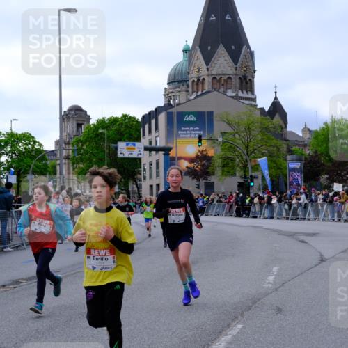 25.04.2026 - Das Zehntel Tim E. http://msf.ph/oto/9567618 25.04.2026 08:50:12 Ziel 1310, 1554, 1577, 1702, 2315, 2329, 2334, 2726, 2731, 2812, 2817, 3557, 3564, 3607, 3701, 4052 meine-sportfotos.de