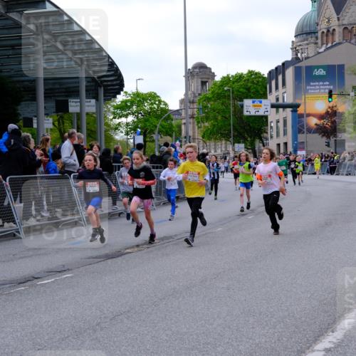 25.04.2026 - Das Zehntel Tim E. http://msf.ph/oto/9567619 25.04.2026 08:50:14 Ziel 1310, 1554, 1702, 2315, 2329, 2334, 2570, 2726, 2731, 2812, 2817, 3194, 3554, 3557, 3701, 4052 meine-sportfotos.de