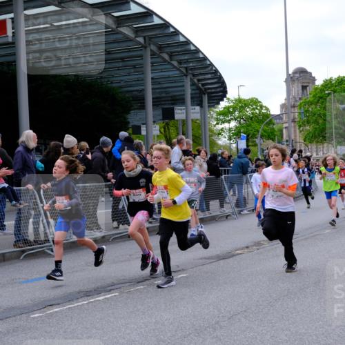 25.04.2026 - Das Zehntel Tim E. http://msf.ph/oto/9567625 25.04.2026 08:50:15 Ziel 1217, 1310, 1554, 1702, 2315, 2329, 2334, 2570, 2726, 2731, 2812, 2817, 3194, 3546, 3554, 3557, 3701, 4052 meine-sportfotos.de