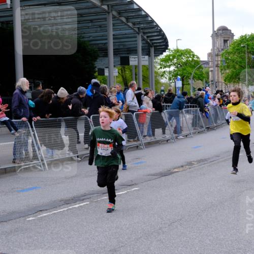25.04.2026 - Das Zehntel Tim E. http://msf.ph/oto/9567634 25.04.2026 08:50:31 Ziel 1027, 1285, 1325, 1584, 1699, 1714, 1736, 2032, 2069, 2164, 2344, 2472, 2497, 2751, 2829, 2881, 2946, 3117, 3118, 3244, 3509, 3535 meine-sportfotos.de