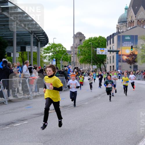 25.04.2026 - Das Zehntel Tim E. http://msf.ph/oto/9567637 25.04.2026 08:50:31 Ziel 1027, 1285, 1325, 1584, 1699, 1714, 1736, 2032, 2069, 2164, 2344, 2472, 2497, 2751, 2829, 2881, 2946, 3117, 3118, 3244, 3509, 3535 meine-sportfotos.de