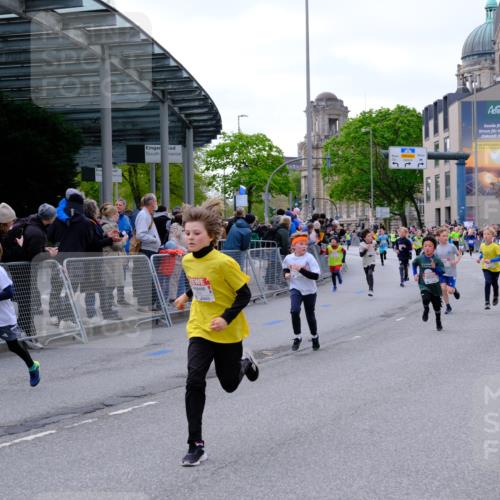 25.04.2026 - Das Zehntel Tim E. http://msf.ph/oto/9567638 25.04.2026 08:50:31 Ziel 1027, 1285, 1325, 1584, 1699, 1714, 1736, 2032, 2069, 2164, 2344, 2472, 2497, 2751, 2829, 2881, 2946, 3117, 3118, 3244, 3509, 3535 meine-sportfotos.de