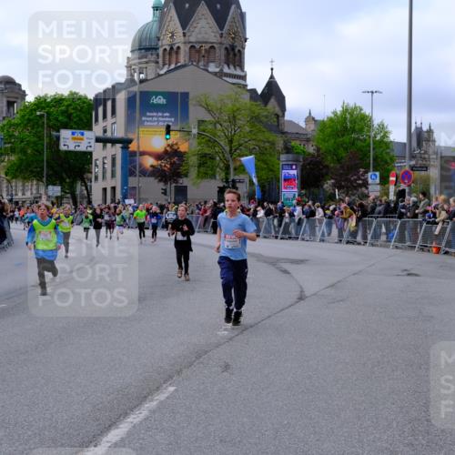 25.04.2026 - Das Zehntel Tim E. http://msf.ph/oto/9567649 25.04.2026 08:50:35 Ziel 1027, 1125, 1185, 1212, 1285, 1325, 1584, 1699, 1714, 1723, 2032, 2164, 2344, 2472, 2751, 2829, 2946, 3117, 3182, 3248, 3260, 3509, 3535, 4011 meine-sportfotos.de