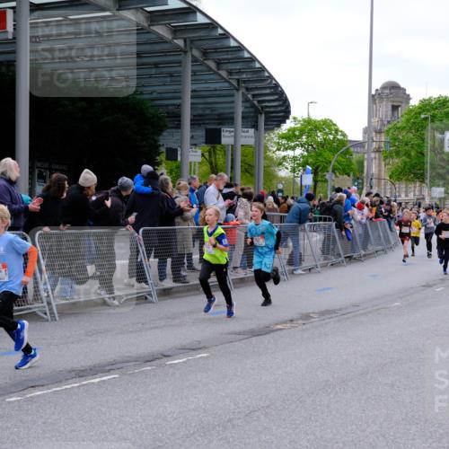 25.04.2026 - Das Zehntel Tim E. http://msf.ph/oto/9567663 25.04.2026 08:50:39 Ziel 1027, 1125, 1185, 1212, 1325, 1523, 1699, 1719, 1723, 1731, 2032, 2751, 2829, 2946, 3178, 3182, 3248, 3260, 3509, 3535, 3843, 4011 meine-sportfotos.de