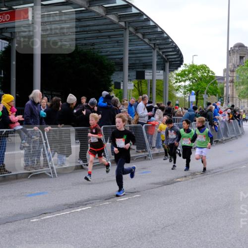 25.04.2026 - Das Zehntel Tim E. http://msf.ph/oto/9567687 25.04.2026 08:50:43 Ziel 1027, 1125, 1185, 1200, 1212, 1284, 1523, 1719, 1723, 1731, 1987, 2656, 2751, 3178, 3182, 3248, 3260, 3261, 3303, 3330, 3690, 3843, 3967, 4011 meine-sportfotos.de