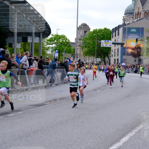 25.04.2026 - Das Zehntel Tim E. http://msf.ph/oto/9567690 25.04.2026 08:50:44 Ziel 1125, 1185, 1200, 1212, 1284, 1523, 1719, 1723, 1731, 1987, 2656, 3178, 3182, 3248, 3260, 3261, 3303, 3309, 3330, 3627, 3690, 3843, 3967, 4011 meine-sportfotos.de
