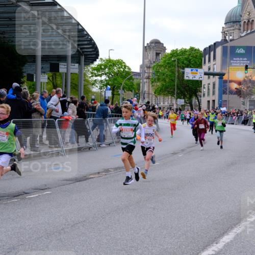 25.04.2026 - Das Zehntel Tim E. http://msf.ph/oto/9567691 25.04.2026 08:50:44 Ziel 1125, 1185, 1200, 1212, 1284, 1523, 1719, 1723, 1731, 1987, 2656, 3178, 3182, 3248, 3260, 3261, 3303, 3309, 3330, 3627, 3690, 3843, 3967, 4011 meine-sportfotos.de