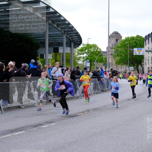 25.04.2026 - Das Zehntel Tim E. http://msf.ph/oto/9567704 25.04.2026 08:50:48 Ziel 1197, 1200, 1284, 1523, 1719, 1731, 1888, 1987, 2656, 2806, 2820, 3178, 3215, 3261, 3303, 3309, 3330, 3627, 3690, 3843, 3967 meine-sportfotos.de