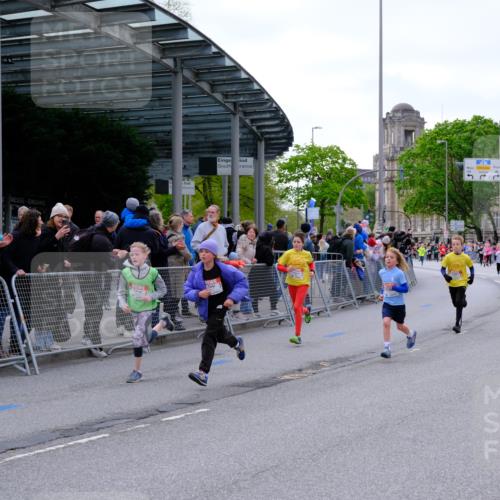 25.04.2026 - Das Zehntel Tim E. http://msf.ph/oto/9567705 25.04.2026 08:50:48 Ziel 1197, 1200, 1284, 1523, 1719, 1731, 1888, 1987, 2656, 2806, 2820, 3178, 3215, 3261, 3303, 3309, 3330, 3627, 3690, 3843, 3967 meine-sportfotos.de