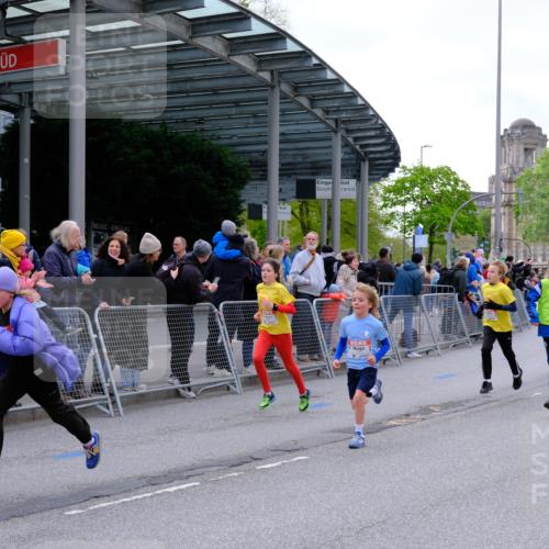 25.04.2026 - Das Zehntel Tim E. http://msf.ph/oto/9567711 25.04.2026 08:50:49 Ziel 1197, 1200, 1284, 1523, 1719, 1731, 1888, 1987, 2656, 2806, 2820, 3215, 3261, 3303, 3309, 3330, 3627, 3690, 3843, 3967 meine-sportfotos.de