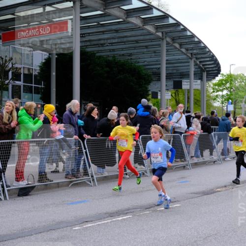 25.04.2026 - Das Zehntel Tim E. http://msf.ph/oto/9567715 25.04.2026 08:50:49 Ziel 1197, 1200, 1284, 1523, 1719, 1731, 1888, 1987, 2656, 2806, 2820, 3215, 3261, 3303, 3309, 3330, 3627, 3690, 3843, 3967 meine-sportfotos.de