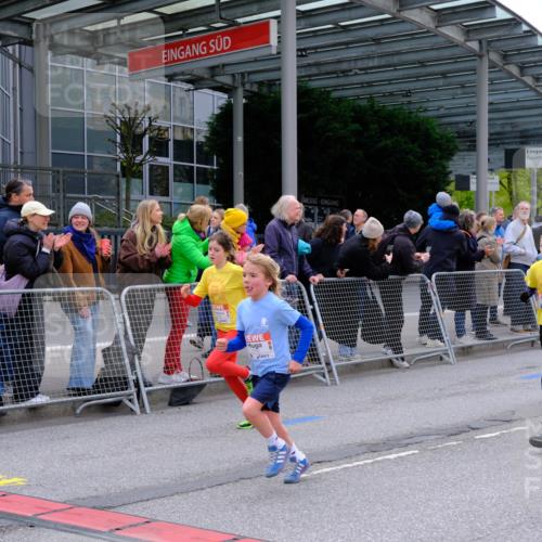 25.04.2026 - Das Zehntel Tim E. http://msf.ph/oto/9567718 25.04.2026 08:50:50 Ziel 1197, 1200, 1284, 1731, 1888, 1987, 2656, 2806, 2820, 3215, 3261, 3303, 3309, 3330, 3627, 3690, 3967 meine-sportfotos.de