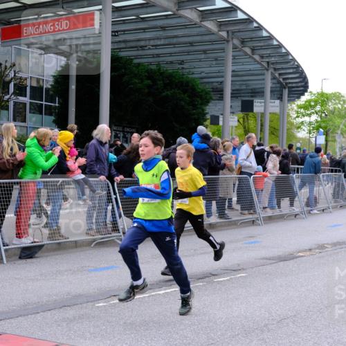 25.04.2026 - Das Zehntel Tim E. http://msf.ph/oto/9567720 25.04.2026 08:50:50 Ziel 1197, 1200, 1284, 1731, 1888, 1987, 2656, 2806, 2820, 3215, 3261, 3303, 3309, 3330, 3627, 3690, 3967 meine-sportfotos.de