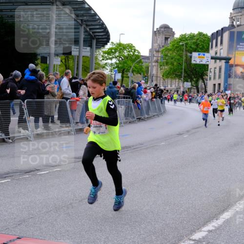 25.04.2026 - Das Zehntel Tim E. http://msf.ph/oto/9567724 25.04.2026 08:50:51 Ziel 1197, 1200, 1284, 1731, 1888, 1987, 2656, 2806, 2820, 3215, 3261, 3303, 3309, 3330, 3627, 3690, 3967, 3978 meine-sportfotos.de
