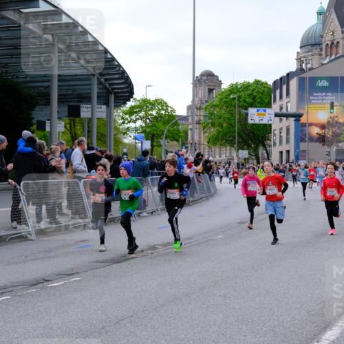 25.04.2026 - Das Zehntel Tim E. http://msf.ph/oto/9567741 25.04.2026 08:50:58 Ziel 1542, 1729, 1739, 1888, 2598, 2616, 2624, 2800, 2820, 3097, 3215, 3461, 3648, 3978, 4015 meine-sportfotos.de