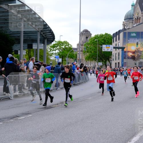 25.04.2026 - Das Zehntel Tim E. http://msf.ph/oto/9567742 25.04.2026 08:50:59 Ziel 1542, 1729, 1739, 2169, 2598, 2616, 2624, 2800, 3097, 3461, 3648, 3978, 4015 meine-sportfotos.de