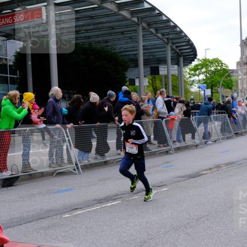 25.04.2026 - Das Zehntel Tim E. http://msf.ph/oto/9567757 25.04.2026 08:51:02 Ziel 1542, 1729, 1739, 2066, 2162, 2169, 2320, 2598, 2616, 2624, 2800, 2894, 3097, 3352, 3461, 3570, 3648, 3978, 4015 meine-sportfotos.de