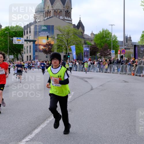 25.04.2026 - Das Zehntel Tim E. http://msf.ph/oto/9567787 25.04.2026 08:51:09 Ziel 1279, 1282, 2066, 2149, 2162, 2169, 2312, 2313, 2320, 2338, 2671, 2894, 3229, 3332, 3352, 3382, 3407, 3421, 3570, 3648, 3921, 3933, 4015 meine-sportfotos.de