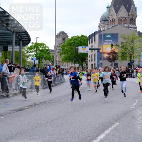 25.04.2026 - Das Zehntel Tim E. http://msf.ph/oto/9567794 25.04.2026 08:51:14 Ziel 1017, 1018, 1279, 1281, 1282, 1286, 1840, 1974, 2066, 2149, 2161, 2312, 2313, 2338, 2671, 2761, 3116, 3190, 3227, 3229, 3241, 3332, 3382, 3407, 3421, 3572, 3675, 3807, 3921, 3933, 4040 meine-sportfotos.de