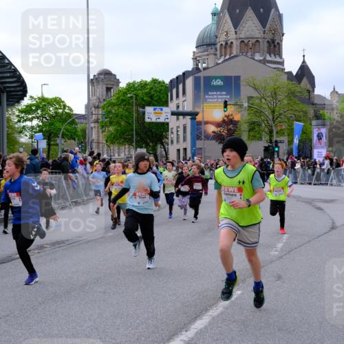 25.04.2026 - Das Zehntel Tim E. http://msf.ph/oto/9567800 25.04.2026 08:51:15 Ziel 1017, 1018, 1198, 1279, 1281, 1282, 1286, 1840, 1974, 2149, 2161, 2312, 2313, 2338, 2671, 2729, 2761, 2966, 3116, 3190, 3227, 3229, 3241, 3332, 3335, 3382, 3407, 3421, 3572, 3675, 3807, 3921, 3933, 4040 meine-sportfotos.de