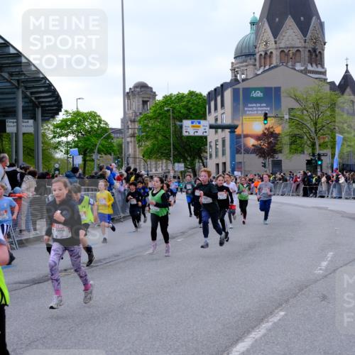 25.04.2026 - Das Zehntel Tim E. http://msf.ph/oto/9567816 25.04.2026 08:51:17 Ziel 1017, 1018, 1198, 1224, 1279, 1281, 1282, 1286, 1840, 1974, 2161, 2671, 2729, 2761, 2892, 2966, 3040, 3116, 3190, 3227, 3241, 3335, 3336, 3407, 3421, 3428, 3572, 3675, 3807, 4040, 4053 meine-sportfotos.de