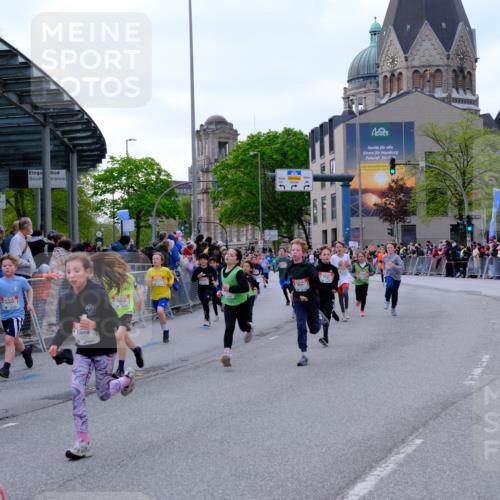 25.04.2026 - Das Zehntel Tim E. http://msf.ph/oto/9567817 25.04.2026 08:51:17 Ziel 1017, 1018, 1198, 1224, 1279, 1281, 1282, 1286, 1840, 1974, 2161, 2671, 2729, 2761, 2892, 2966, 3040, 3116, 3190, 3227, 3241, 3335, 3336, 3407, 3421, 3428, 3572, 3675, 3807, 4040, 4053 meine-sportfotos.de