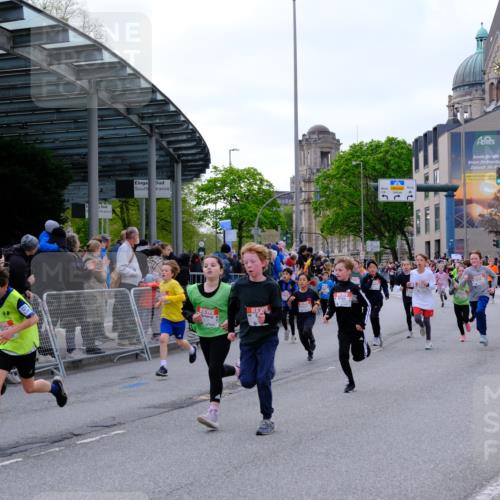 25.04.2026 - Das Zehntel Tim E. http://msf.ph/oto/9567823 25.04.2026 08:51:18 Ziel 1017, 1018, 1111, 1198, 1224, 1279, 1281, 1282, 1286, 1840, 1974, 2161, 2729, 2761, 2892, 2966, 3040, 3087, 3116, 3190, 3227, 3241, 3335, 3336, 3397, 3407, 3421, 3428, 3572, 3675, 3807, 3932, 4040, 4053 meine-sportfotos.de