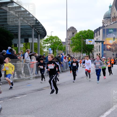 25.04.2026 - Das Zehntel Tim E. http://msf.ph/oto/9567827 25.04.2026 08:51:19 Ziel 1017, 1018, 1111, 1198, 1224, 1250, 1279, 1281, 1286, 1840, 1974, 2161, 2729, 2761, 2892, 2966, 3040, 3087, 3116, 3190, 3227, 3241, 3335, 3336, 3397, 3407, 3421, 3428, 3572, 3675, 3807, 3917, 3932, 4040, 4053 meine-sportfotos.de