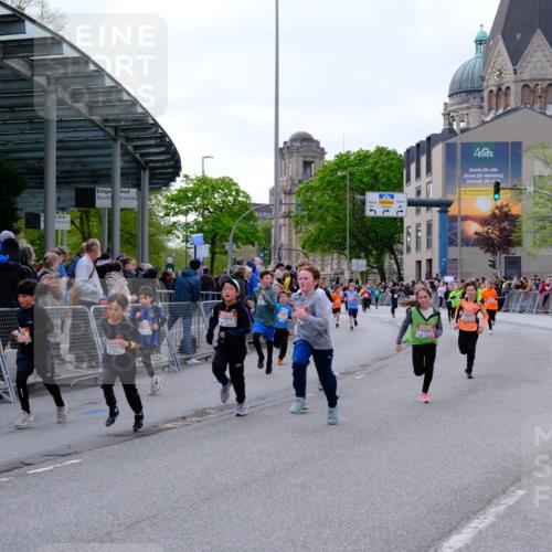 25.04.2026 - Das Zehntel Tim E. http://msf.ph/oto/9567831 25.04.2026 08:51:20 Ziel 1017, 1018, 1111, 1198, 1224, 1250, 1279, 1281, 1286, 1840, 1974, 2161, 2729, 2761, 2892, 2966, 3040, 3087, 3116, 3190, 3227, 3241, 3335, 3336, 3397, 3407, 3421, 3428, 3572, 3675, 3807, 3917, 3932, 3994, 4040, 4053 meine-sportfotos.de