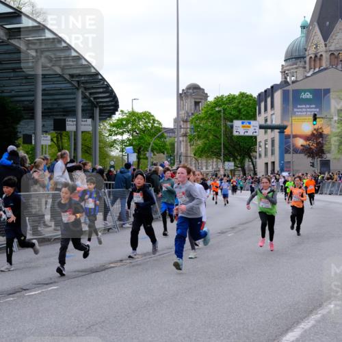 25.04.2026 - Das Zehntel Tim E. http://msf.ph/oto/9567832 25.04.2026 08:51:20 Ziel 1017, 1018, 1111, 1198, 1224, 1250, 1279, 1281, 1286, 1840, 1974, 2161, 2729, 2761, 2892, 2966, 3040, 3087, 3116, 3190, 3227, 3241, 3335, 3336, 3397, 3407, 3421, 3428, 3572, 3675, 3807, 3917, 3932, 3994, 4040, 4053 meine-sportfotos.de