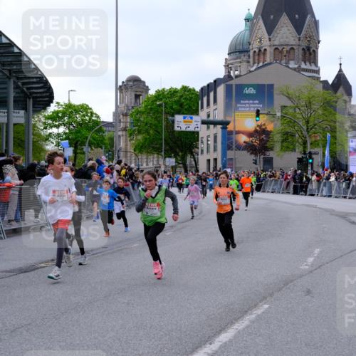 25.04.2026 - Das Zehntel Tim E. http://msf.ph/oto/9567836 25.04.2026 08:51:21 Ziel 1017, 1018, 1111, 1198, 1224, 1239, 1250, 1281, 1286, 1840, 1974, 2161, 2729, 2761, 2892, 2966, 3040, 3087, 3116, 3190, 3227, 3241, 3335, 3336, 3397, 3407, 3421, 3428, 3572, 3675, 3807, 3917, 3932, 3994, 4040, 4053 meine-sportfotos.de