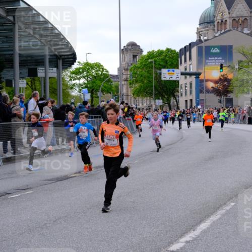 25.04.2026 - Das Zehntel Tim E. http://msf.ph/oto/9567844 25.04.2026 08:51:22 Ziel 1017, 1018, 1111, 1198, 1224, 1239, 1250, 1281, 1286, 1840, 1974, 2161, 2729, 2761, 2892, 2966, 3040, 3087, 3116, 3190, 3227, 3241, 3335, 3336, 3397, 3428, 3572, 3587, 3675, 3807, 3917, 3932, 3994, 4040, 4053 meine-sportfotos.de