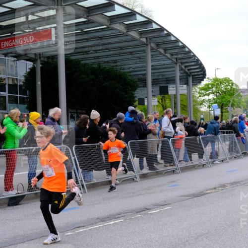 25.04.2026 - Das Zehntel Tim E. http://msf.ph/oto/9567865 25.04.2026 08:51:27 Ziel 1111, 1198, 1224, 1239, 1250, 1509, 1514, 1857, 2044, 2603, 2729, 2892, 2909, 2966, 3040, 3087, 3335, 3336, 3397, 3428, 3585, 3587, 3917, 3932, 3994, 4053 meine-sportfotos.de