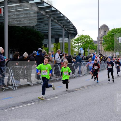 25.04.2026 - Das Zehntel Tim E. http://msf.ph/oto/9567874 25.04.2026 08:51:28 Ziel 1111, 1224, 1239, 1250, 1509, 1514, 1847, 1857, 2044, 2603, 2892, 2909, 3040, 3087, 3336, 3345, 3397, 3428, 3585, 3587, 3917, 3932, 3994, 4053 meine-sportfotos.de
