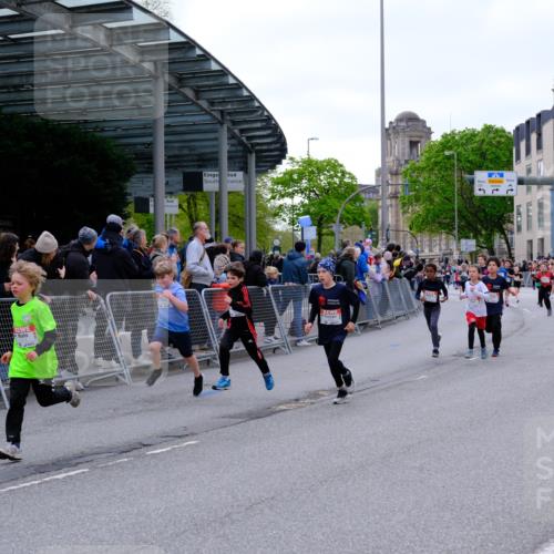 25.04.2026 - Das Zehntel Tim E. http://msf.ph/oto/9567877 25.04.2026 08:51:29 Ziel 1111, 1224, 1239, 1250, 1509, 1514, 1847, 1857, 2044, 2603, 2892, 2909, 3040, 3087, 3336, 3345, 3397, 3585, 3587, 3917, 3932, 3994, 4053 meine-sportfotos.de
