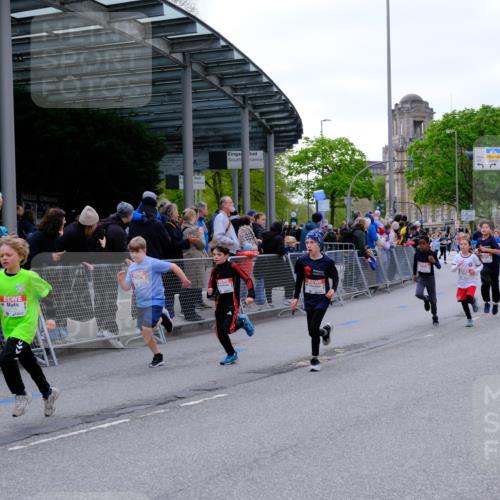25.04.2026 - Das Zehntel Tim E. http://msf.ph/oto/9567879 25.04.2026 08:51:29 Ziel 1111, 1224, 1239, 1250, 1509, 1514, 1847, 1857, 2044, 2603, 2892, 2909, 3040, 3087, 3336, 3345, 3397, 3585, 3587, 3917, 3932, 3994, 4053 meine-sportfotos.de