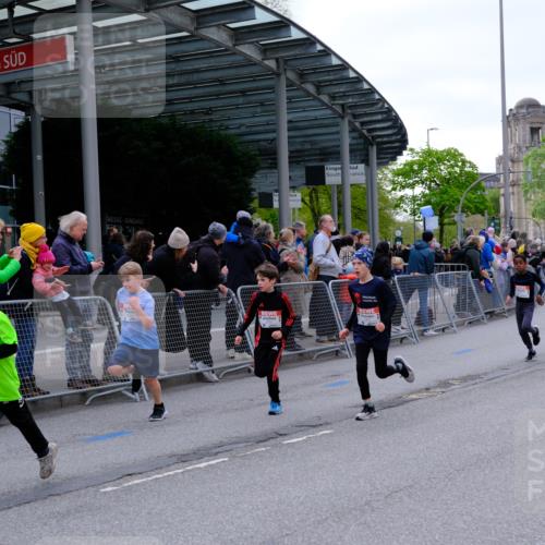 25.04.2026 - Das Zehntel Tim E. http://msf.ph/oto/9567882 25.04.2026 08:51:29 Ziel 1111, 1224, 1239, 1250, 1509, 1514, 1847, 1857, 2044, 2603, 2892, 2909, 3040, 3087, 3336, 3345, 3397, 3585, 3587, 3917, 3932, 3994, 4053 meine-sportfotos.de
