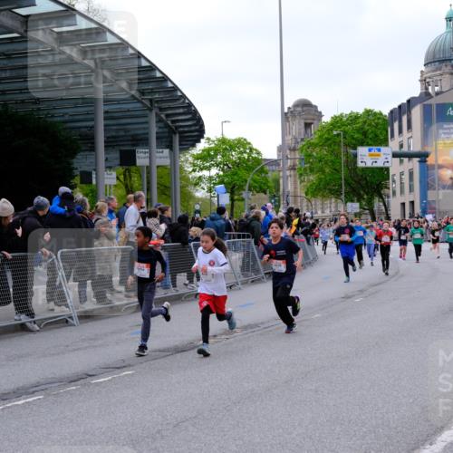 25.04.2026 - Das Zehntel Tim E. http://msf.ph/oto/9567885 25.04.2026 08:51:31 Ziel 1022, 1034, 1140, 1239, 1250, 1509, 1514, 1634, 1847, 1857, 2044, 2599, 2603, 2909, 2925, 3110, 3220, 3251, 3345, 3585, 3587, 3917, 3994 meine-sportfotos.de