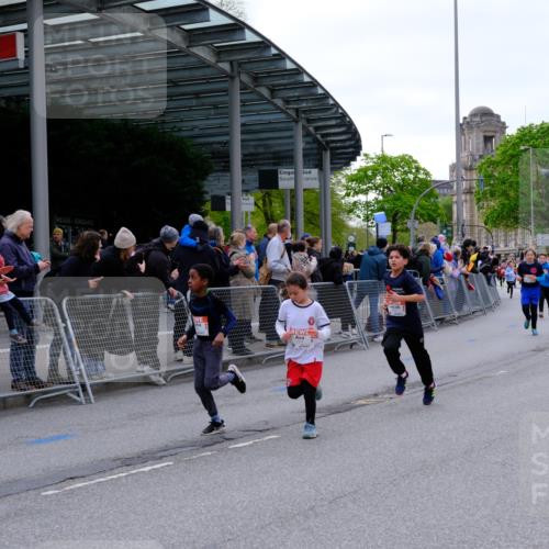 25.04.2026 - Das Zehntel Tim E. http://msf.ph/oto/9567889 25.04.2026 08:51:31 Ziel 1022, 1034, 1140, 1239, 1250, 1509, 1514, 1634, 1847, 1857, 2044, 2599, 2603, 2909, 2925, 3110, 3220, 3251, 3345, 3585, 3587, 3917, 3994 meine-sportfotos.de