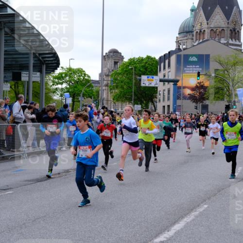 25.04.2026 - Das Zehntel Tim E. http://msf.ph/oto/9567903 25.04.2026 08:51:34 Ziel 1022, 1034, 1140, 1509, 1514, 1634, 1847, 1857, 2044, 2261, 2262, 2299, 2451, 2453, 2599, 2601, 2603, 2909, 2925, 3110, 3220, 3251, 3345, 3585, 3587, 4045 meine-sportfotos.de