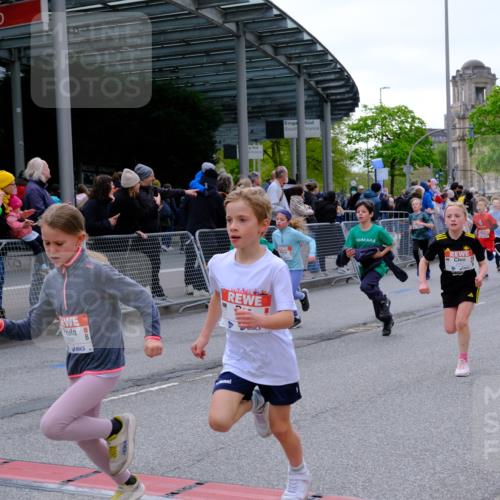 25.04.2026 - Das Zehntel Tim E. http://msf.ph/oto/9567916 25.04.2026 08:51:37 Ziel 1022, 1034, 1140, 1149, 1222, 1308, 1514, 1634, 1847, 1857, 2044, 2261, 2262, 2299, 2451, 2453, 2599, 2601, 2603, 2623, 2643, 2648, 2684, 2909, 2925, 3110, 3220, 3251, 3345, 4045 meine-sportfotos.de