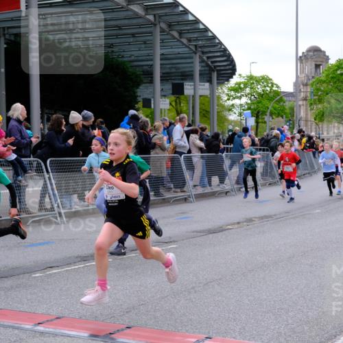 25.04.2026 - Das Zehntel Tim E. http://msf.ph/oto/9567919 25.04.2026 08:51:38 Ziel 1022, 1034, 1140, 1149, 1222, 1308, 1634, 1847, 1857, 2021, 2261, 2262, 2299, 2451, 2453, 2599, 2601, 2603, 2623, 2643, 2648, 2684, 2909, 2925, 3110, 3220, 3251, 3345, 4045 meine-sportfotos.de