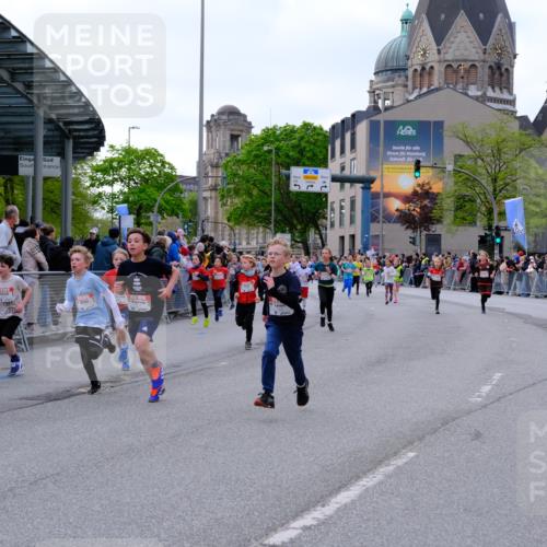 25.04.2026 - Das Zehntel Tim E. http://msf.ph/oto/9567926 25.04.2026 08:51:40 Ziel 1022, 1034, 1140, 1149, 1222, 1308, 1634, 1847, 2021, 2036, 2241, 2261, 2262, 2299, 2451, 2453, 2599, 2601, 2605, 2618, 2623, 2643, 2648, 2684, 2925, 3110, 3220, 3251, 3345, 4045 meine-sportfotos.de